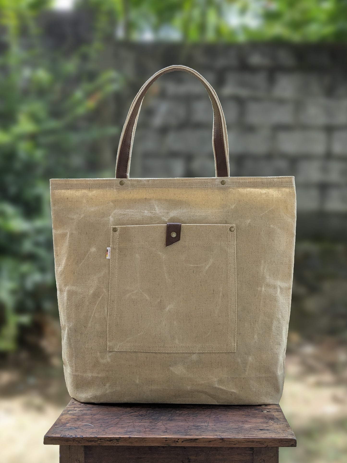 LadyMady Handmade Waxed Canvas Tote Bag with Selectable Aromas, water-resistant and stylish waxed canvas tote bag.